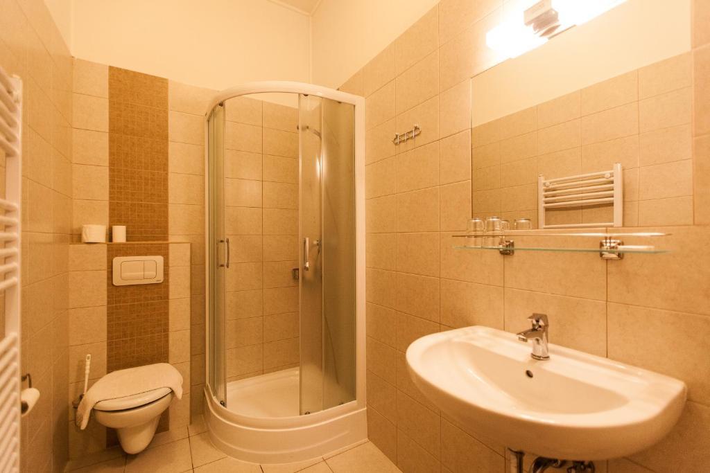 시오포크 Piroska Csarda Es Panzio B&B 외부 사진